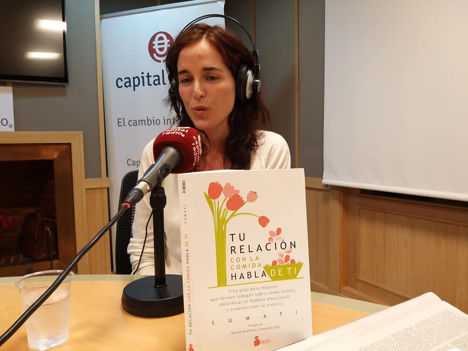 La autora de Tu relación con la comida habla de ti, entrevistada en Capital Radio