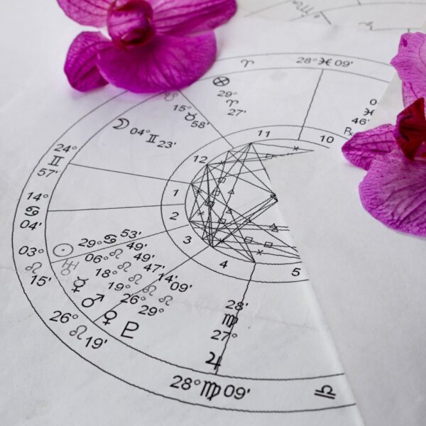 Tu carta natal no marca tu destino